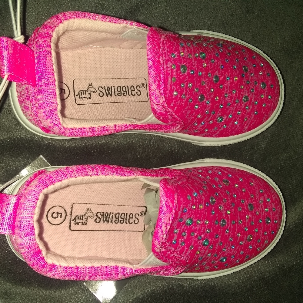 Toddler pink sneakers 5 bling rhinestones new